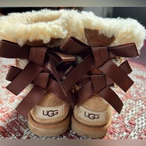 Ugg toddler boots